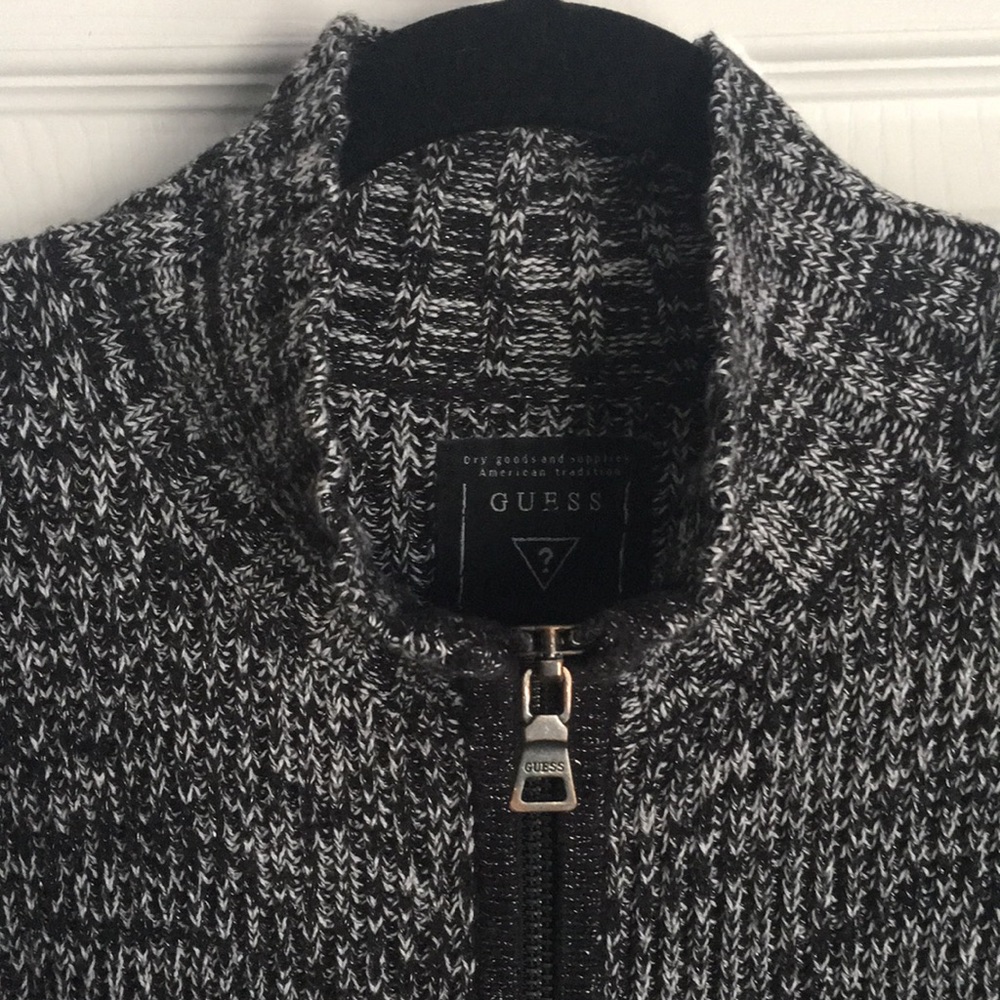 Guess Men’s Medium M Full Zip Up Sweater Jacket New Without Tags Very Warm Comfy - Picture 2 of 5